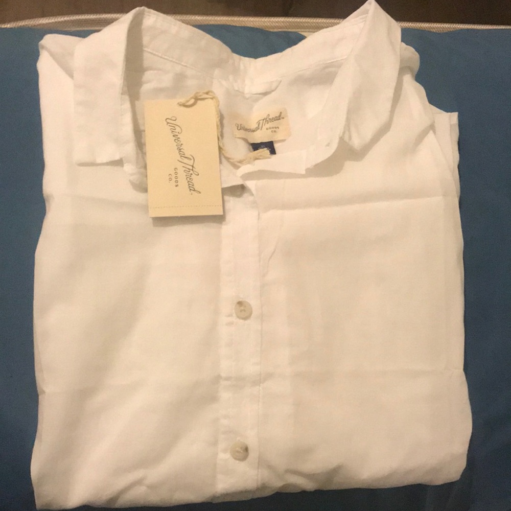 Women’s Short sleeve button-up